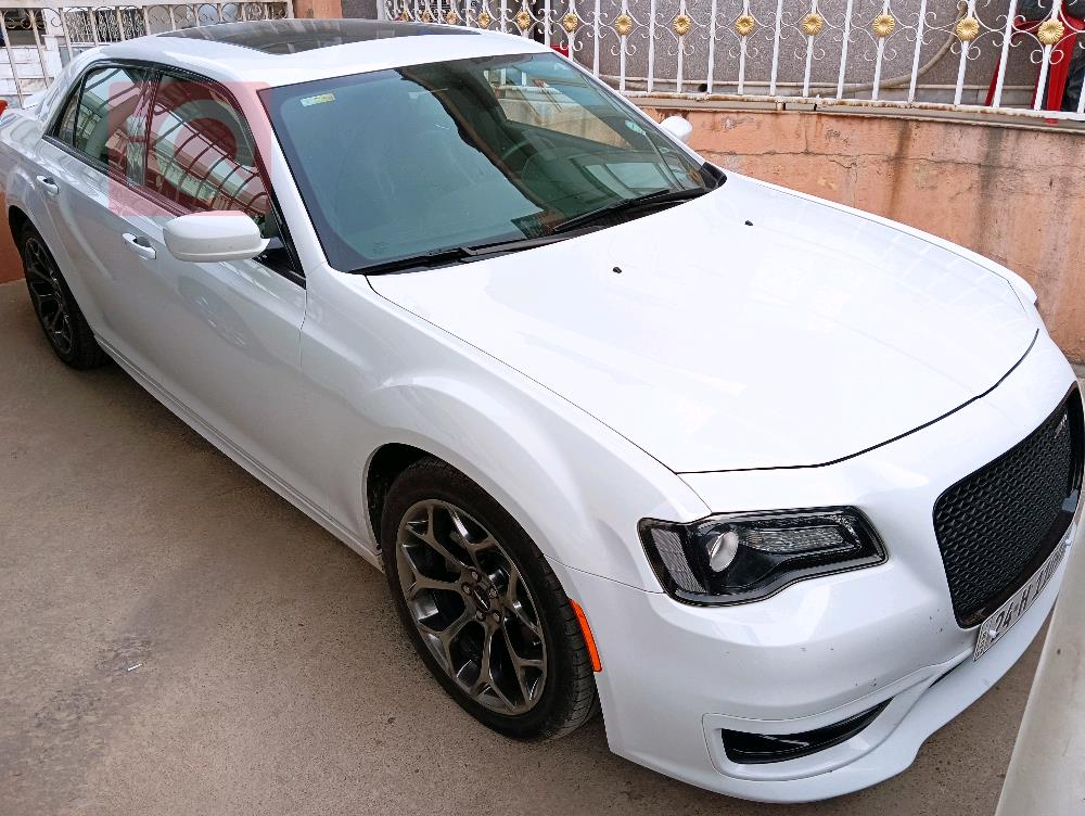 كرايسلر 300